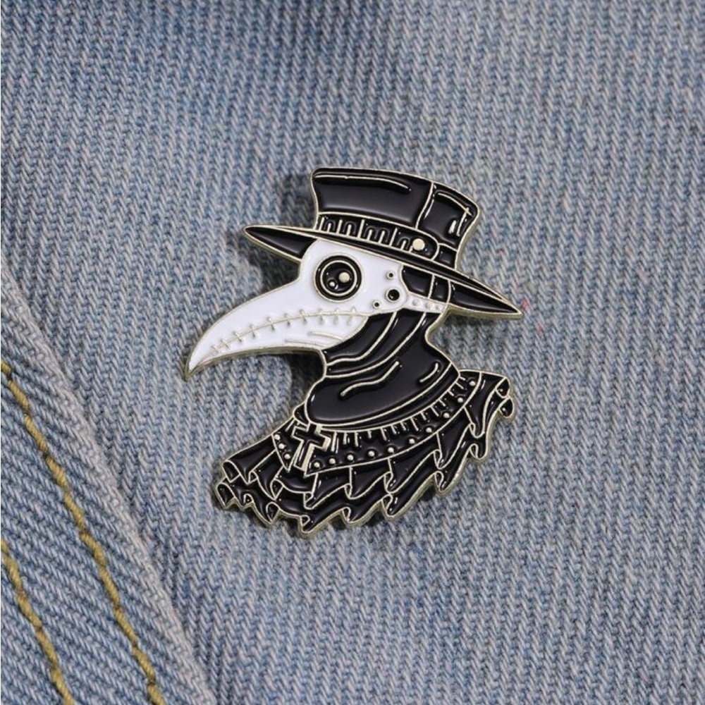 Gothic Death Mask Pin, Black and White color, Steampunk, Vintage Inspired